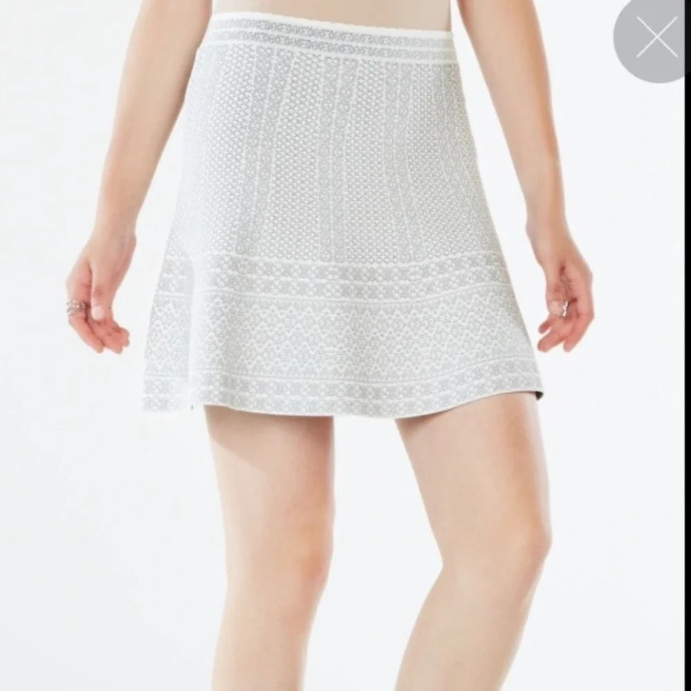 BCBGMaxAzria Knit Jacquard Queeny A-Line Skirt White Black Size Small